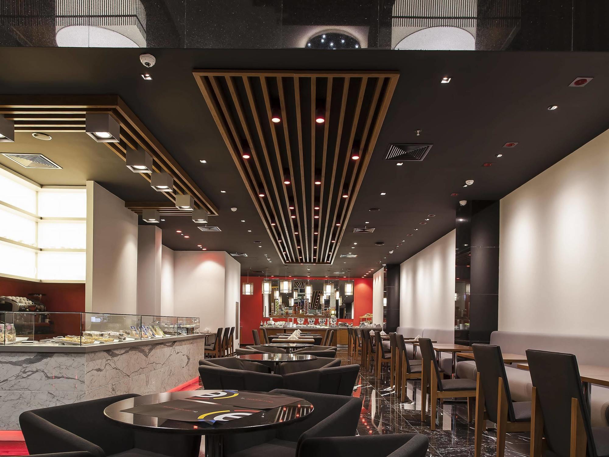 Ramada Encore By Wyndham İzmir Exteriér fotografie